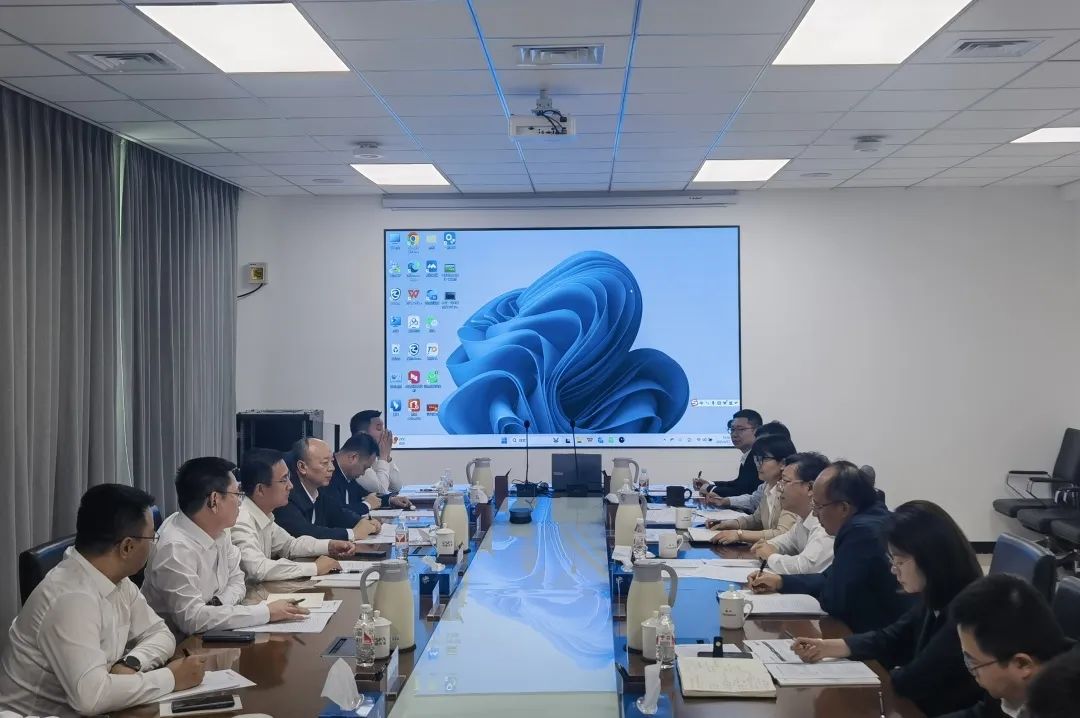 公司主要領(lǐng)導(dǎo)會(huì)見(jiàn)中國(guó)農(nóng)墾集團(tuán)黨委書(shū)記、董事長(zhǎng)張磊